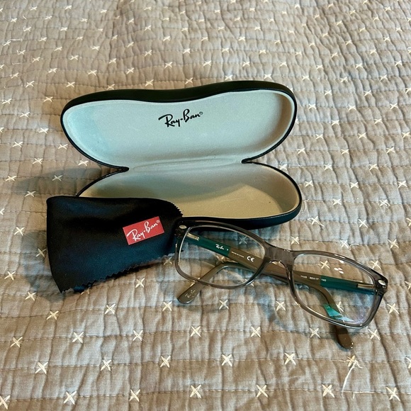Ray-Ban Black and Silver Eyeglasses with Case - Picture 1 of 2